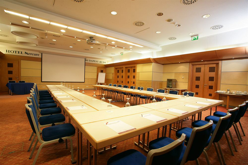 Merucre Buda Hotel