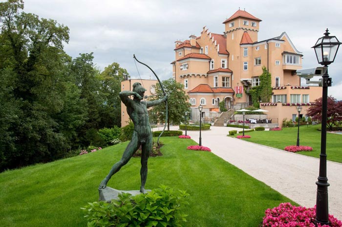 Schloss Monchstein