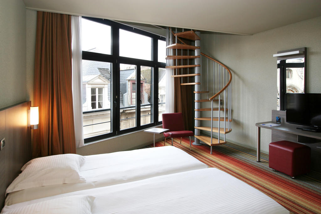 Alma Grand Place Hotel