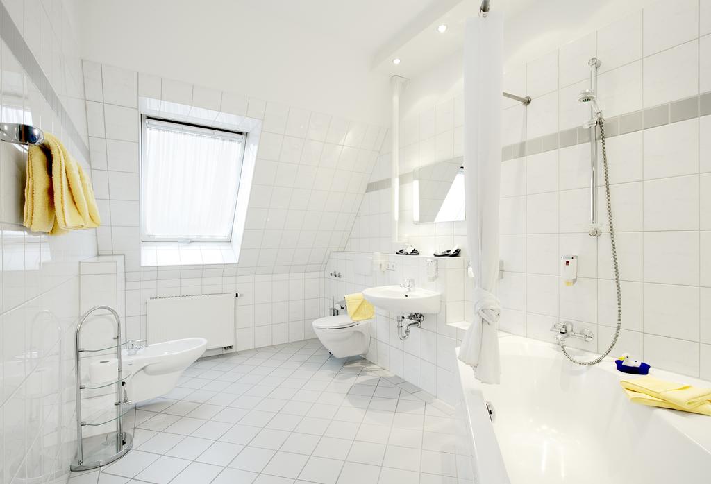 Tryp by Wyndham Kassel City Centre