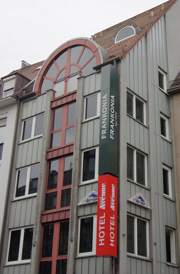 Avenue Hotel