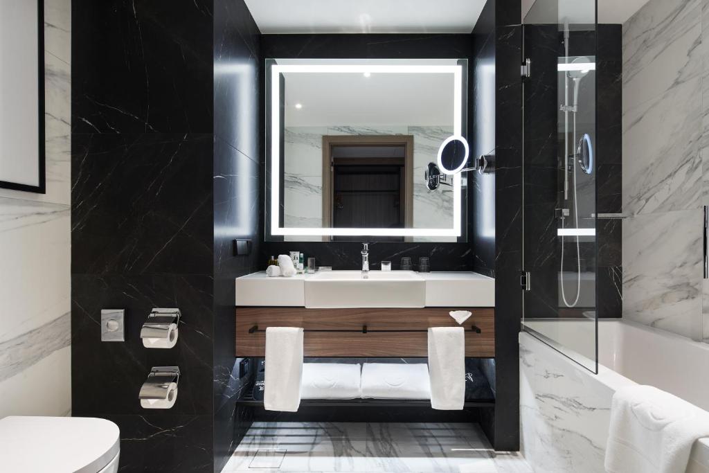 Radisson Collection Hotel Warsaw