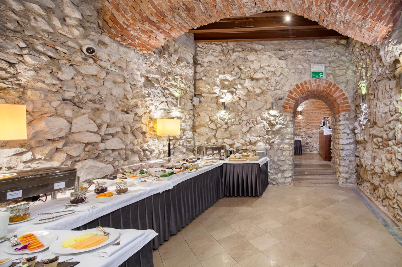 Hotel Unicus