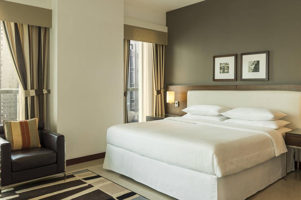 Four Points by Sheraton Sheikh Zayed Road