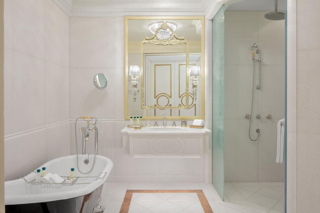 kempinski hotel emerald